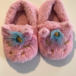 Girls slippers